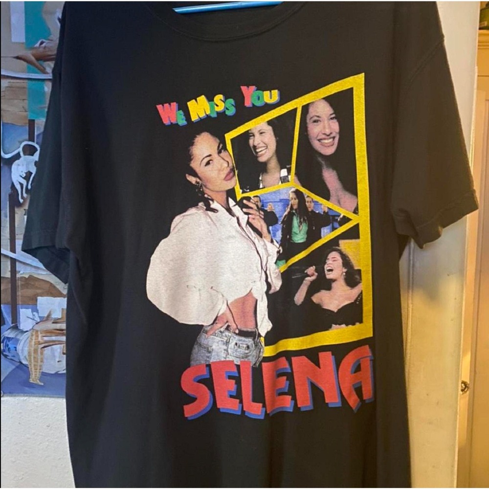 Selena We Miss You Retro Unisex T-shirt
